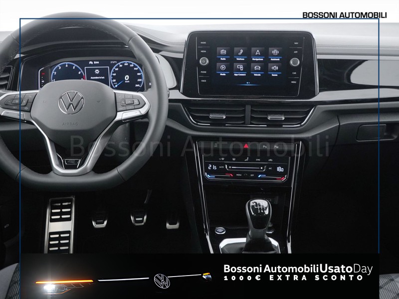 7 - Volkswagen T-Roc 1.0 tsi 110cv r line