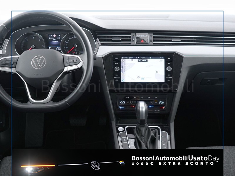 7 - Volkswagen Passat variant 2.0 tdi scr evo 150cv business dsg