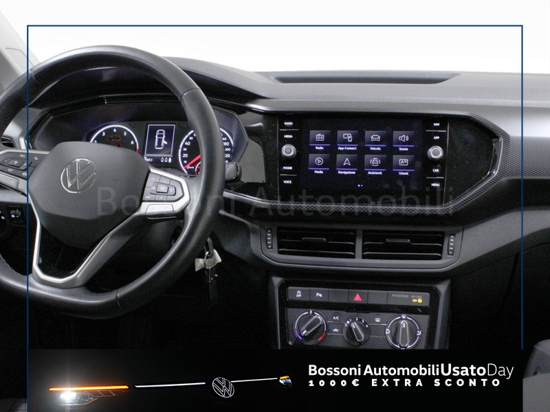 7 - Volkswagen T-Cross 1.0 tsi 95cv style
