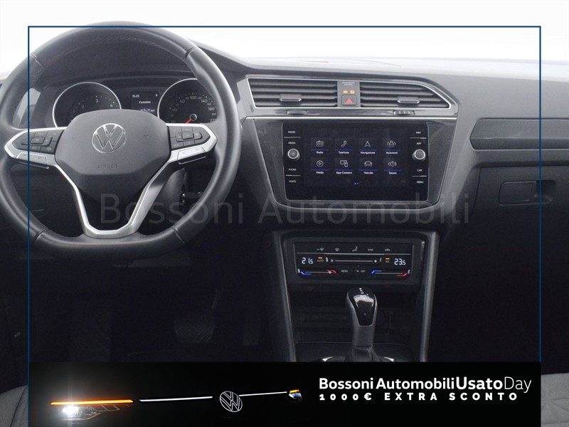 7 - Volkswagen Tiguan 2.0 tdi scr 150cv life dsg