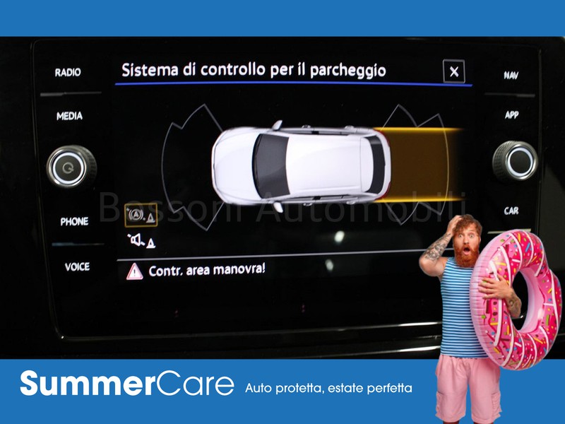 25 - Volkswagen T-Roc 2.0 tdi scr 115cv r line