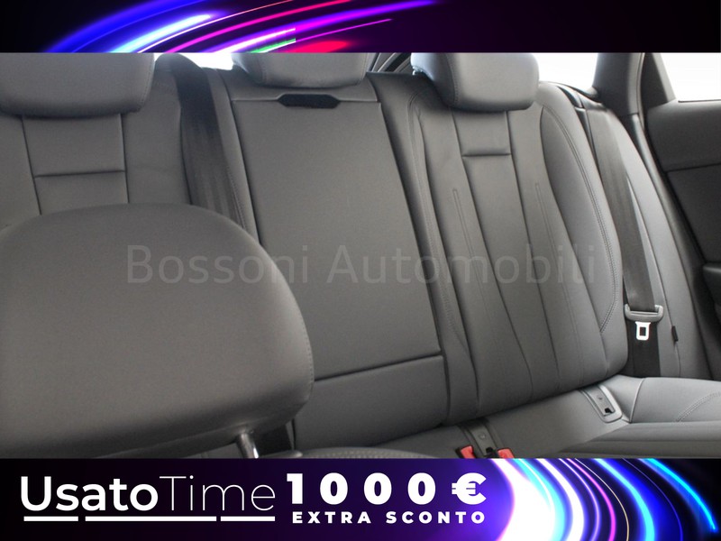19 - Audi A4 avant 35 2.0 tfsi mhev 150cv business advanced s tronic