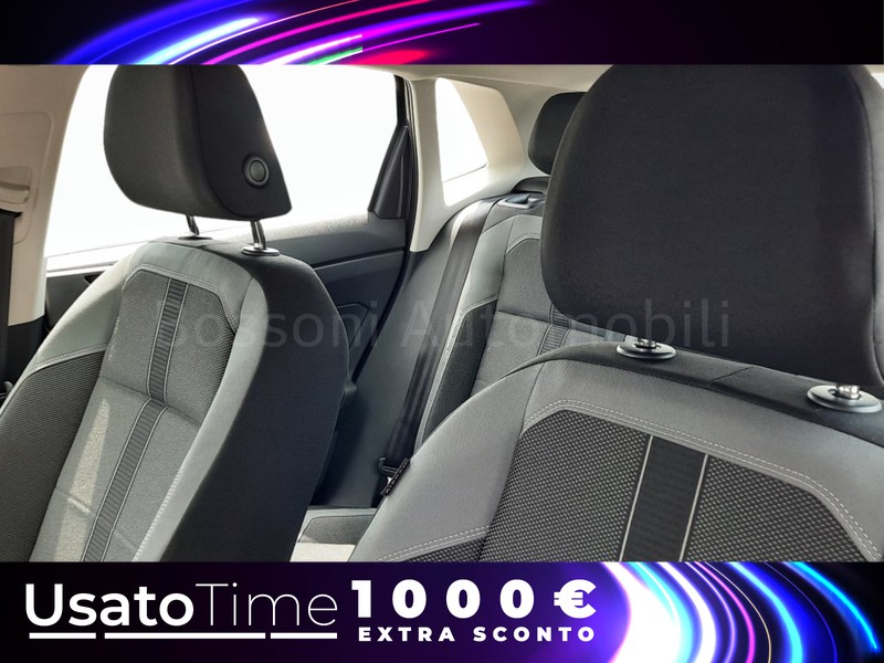19 - Volkswagen Polo 1.0 tsi 95cv style