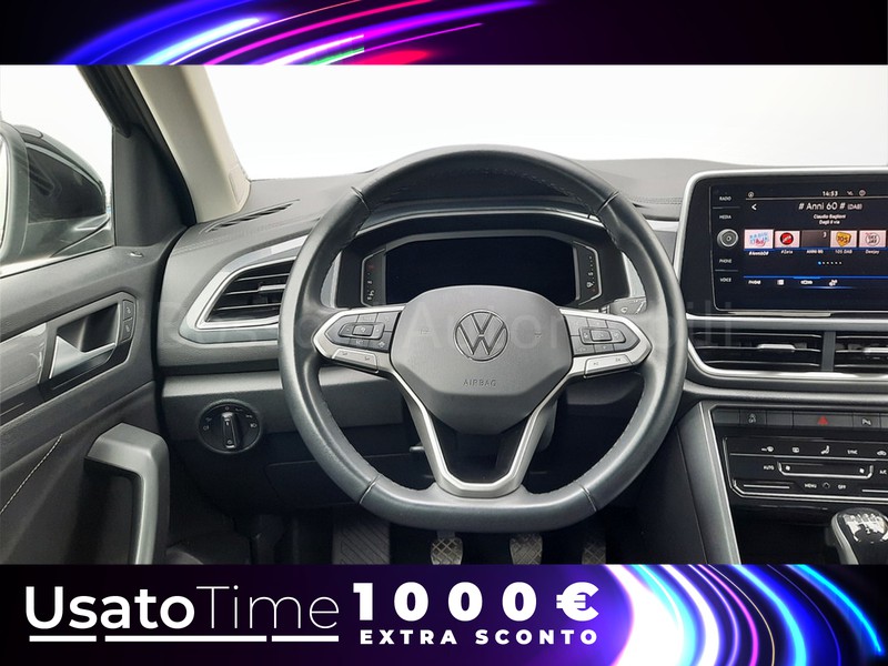 7 - Volkswagen T-Roc 1.0 tsi 110cv style