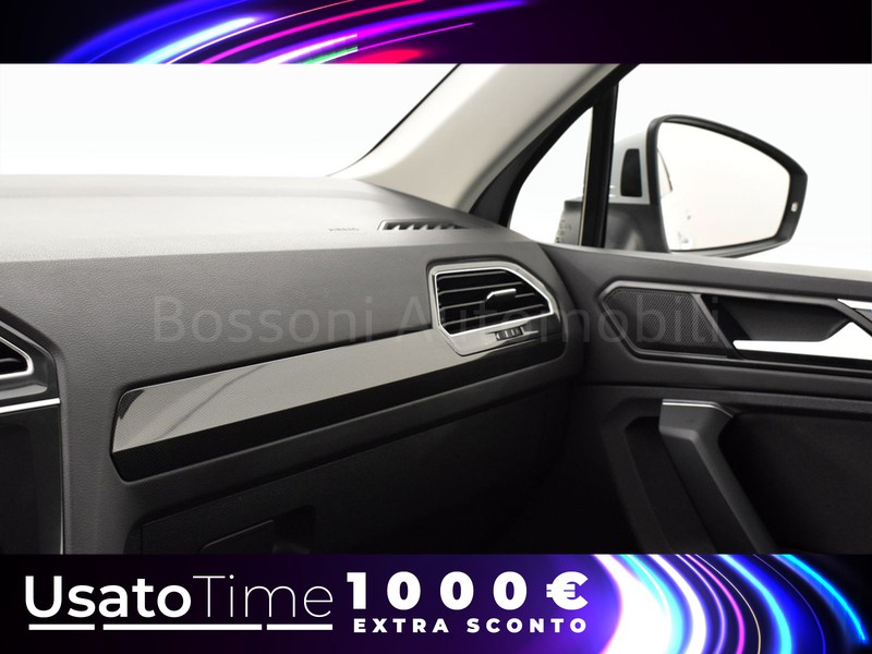 25 - Volkswagen Tiguan 2.0 tdi scr 150cv life dsg