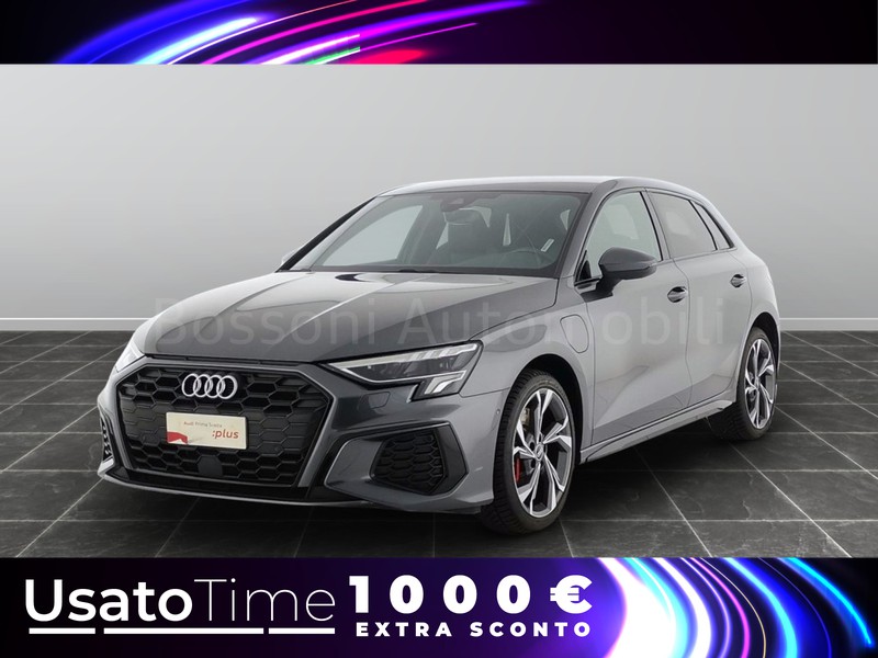1 - Audi A3 sportback 45 1.4 tfsi e s line edition s tronic
