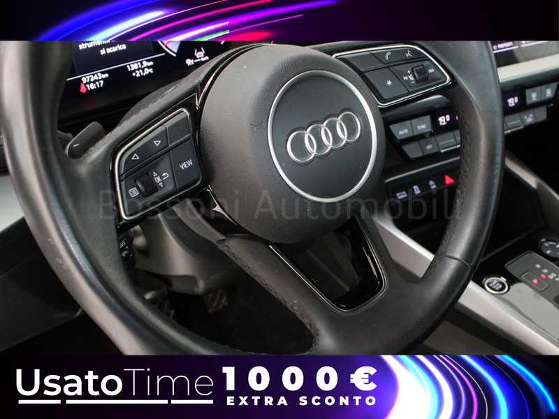 25 - Audi A3 sportback 35 2.0 tdi s line edition s tronic