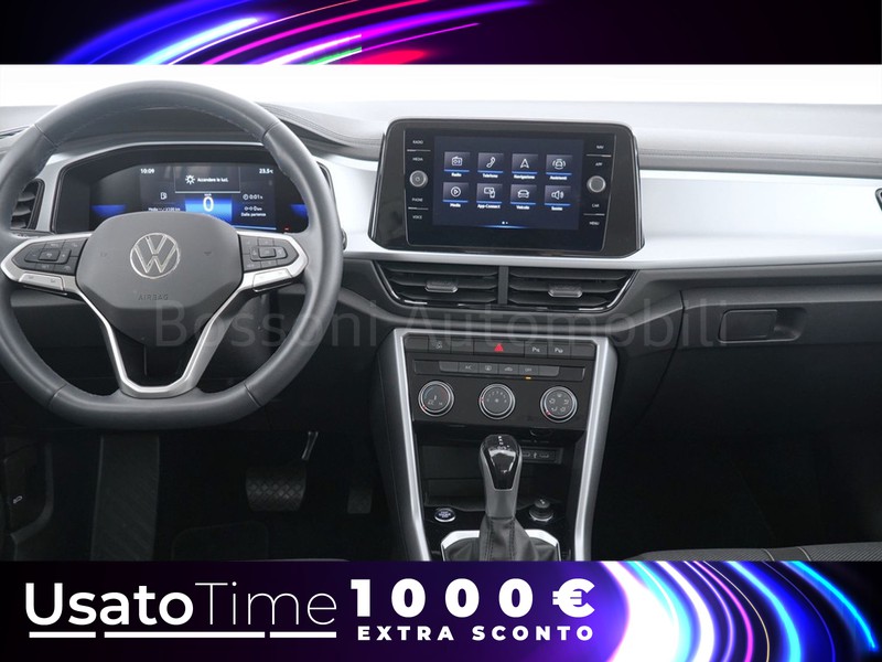 7 - Volkswagen T-Roc 1.5 tsi act life dsg