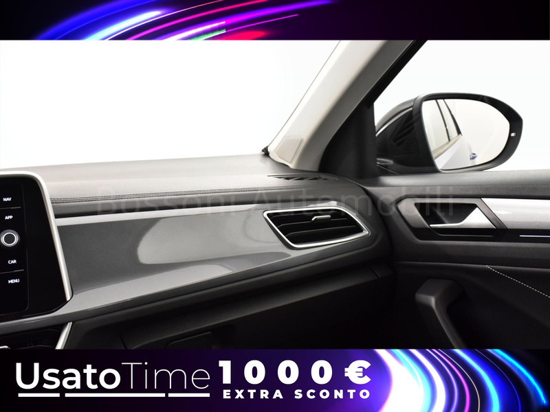 25 - Volkswagen T-Roc 1.5 tsi act style dsg