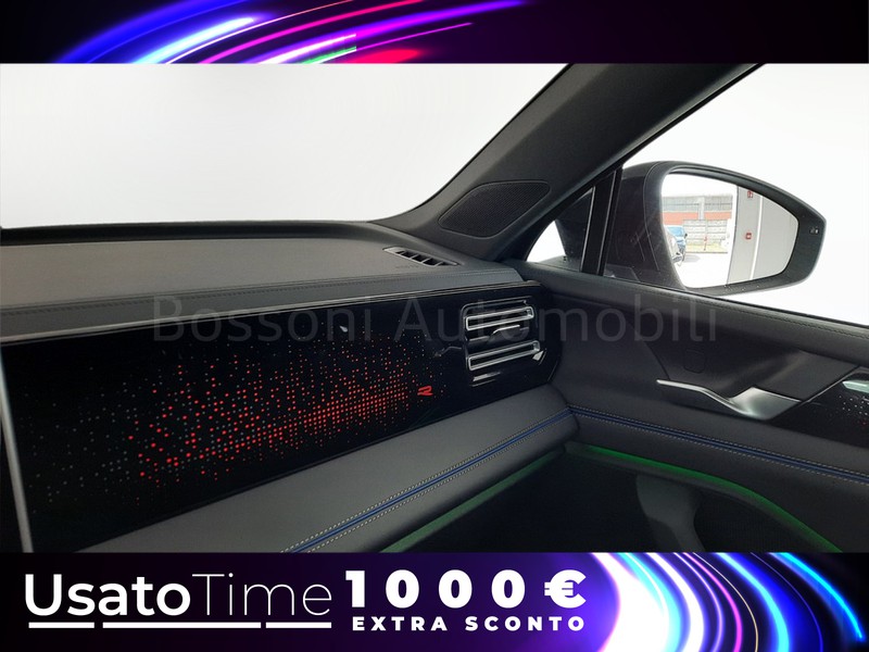 25 - Volkswagen Tiguan 2.0 tdi scr 150cv r-line dsg