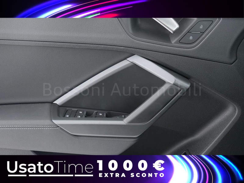 13 - Audi Q3 sportback 35 2.0 tdi s line edition s tronic