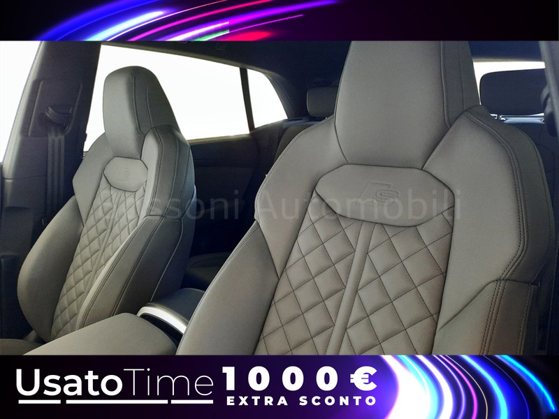 19 - Audi Q8 60 3.0 v6 tfsi e s line plus quattro tiptronic