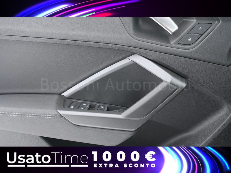 13 - Audi Q3 35 2.0 tdi s line edition s tronic