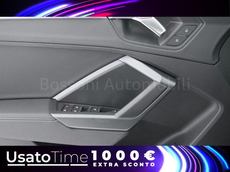 13 - Audi Q3 sportback 40 2.0 tdi 193cv s line edition quattro s tronic