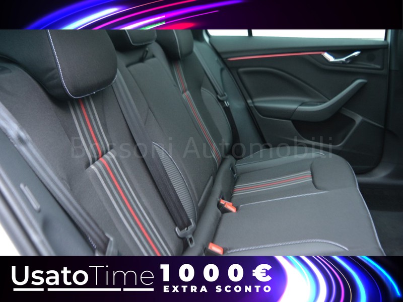 7 - Skoda Kamiq 1.0 tsi 115cv monte carlo