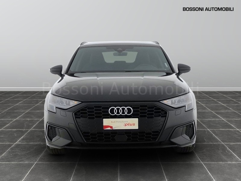 13 - Audi A3 sportback 30 1.0 tfsi mhev s tronic