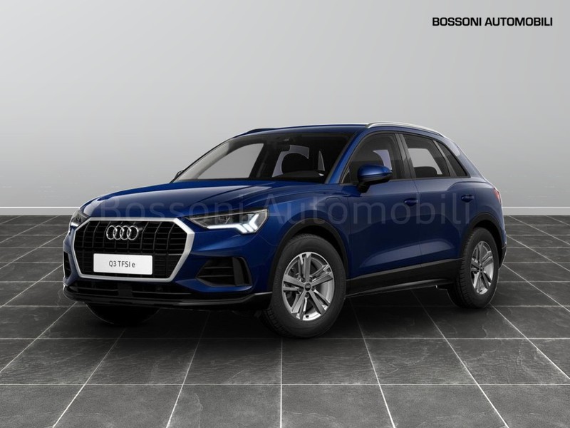 1 - Audi Q3 45 1.4 tfsi e business s tronic