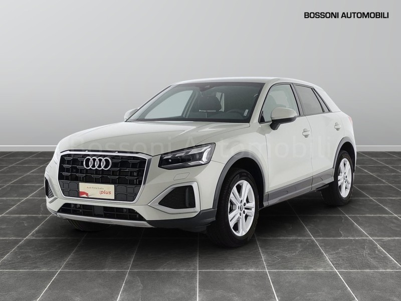 1 - Audi Q2 35 1.5 tfsi business s tronic