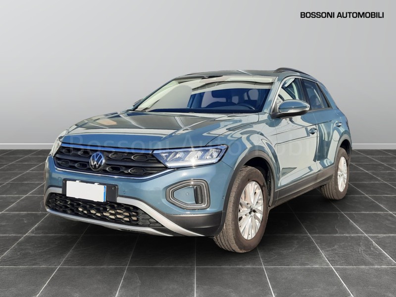 1 - Volkswagen T-Roc 1.5 tsi act life dsg