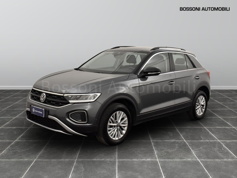 1 - Volkswagen T-Roc 1.5 tsi act life dsg