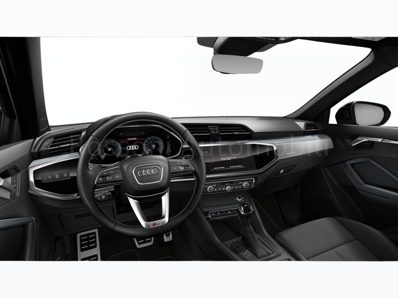 7 - Audi Q3 sportback 45 1.4 tfsi e identity black s tronic