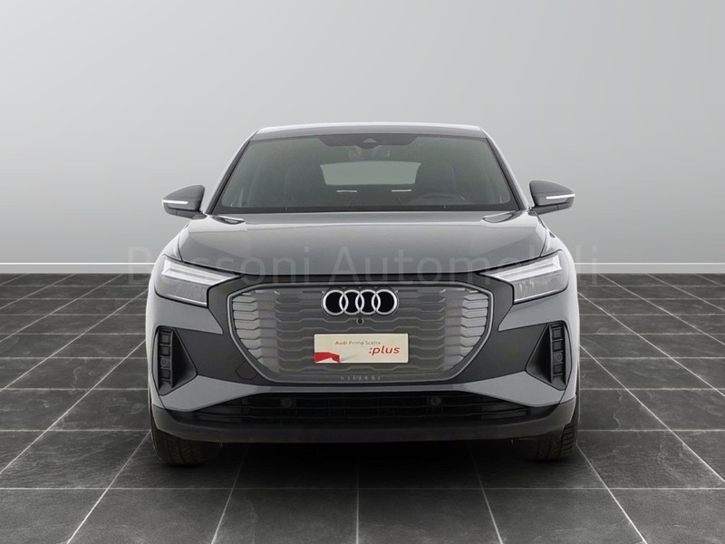 13 - Audi Q4 e-tron sportback e-tron 40 business