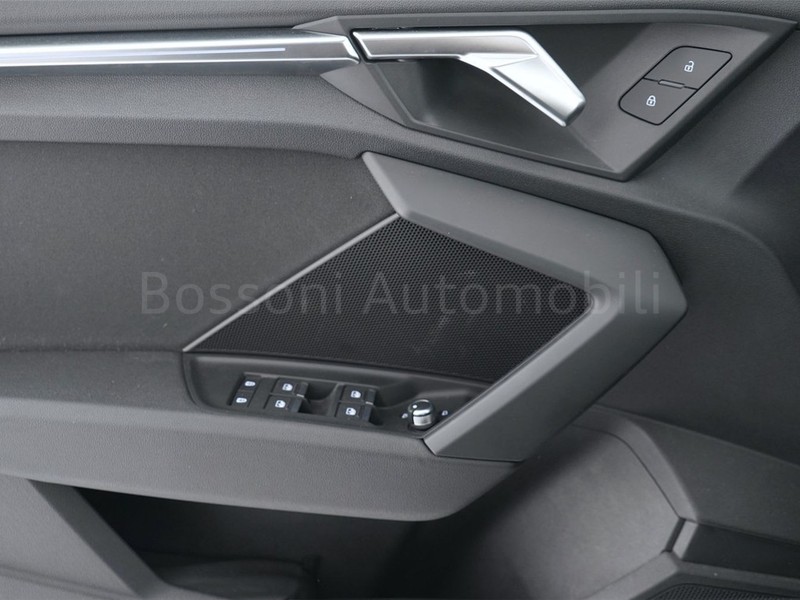 13 - Audi A3 sportback 35 2.0 tdi business advanced s tronic