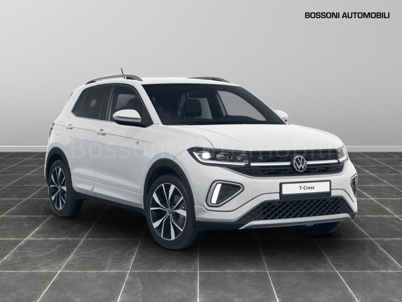7 - Volkswagen T-Cross 1.0 tsi 115cv r-line