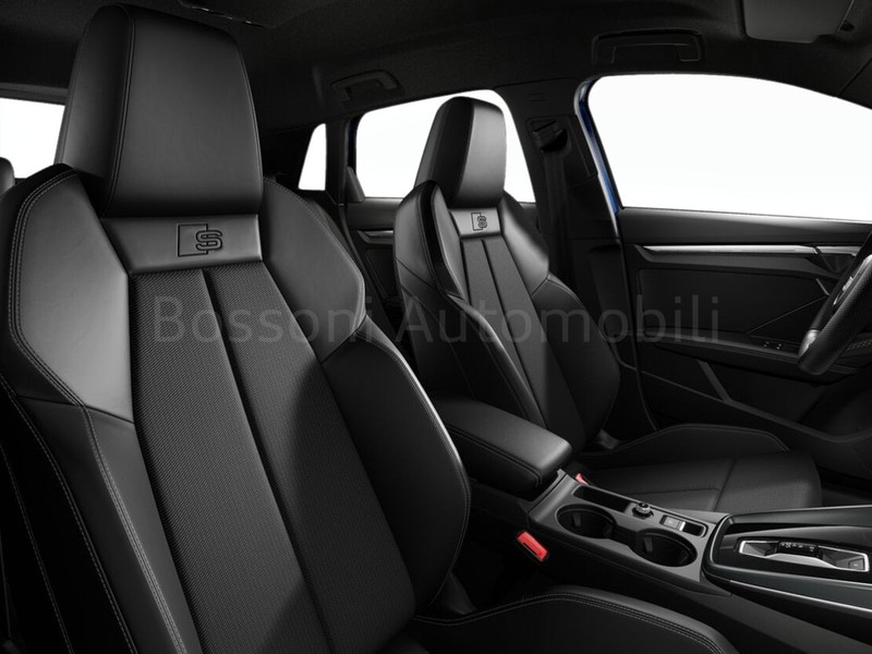 7 - Audi A3 allstreet 40 1.5 tfsi e identity contrast s tronic