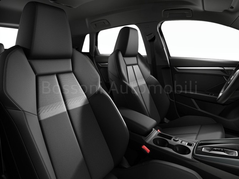 7 - Audi A3 sportback 35 1.5 tfsi mhev 48v business advanced s tronic