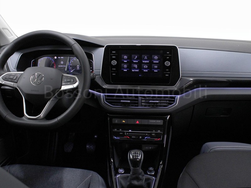 7 - Volkswagen T-Cross 1.0 tsi 115cv style