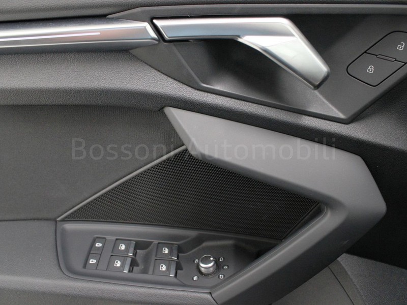 13 - Audi A3 sportback 30 1.0 tfsi s line edition