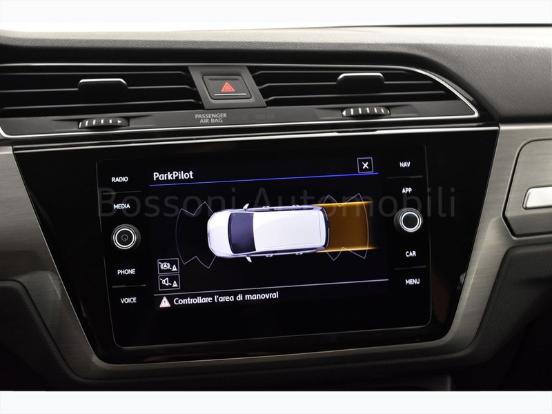 25 - Volkswagen Touran 2.0 tdi scr 115cv business dsg