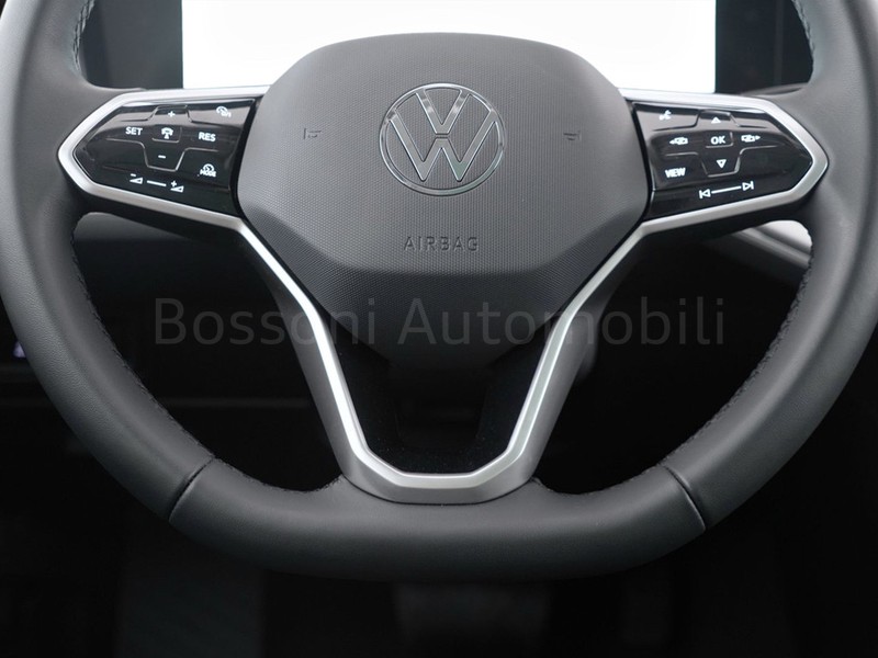 13 - Volkswagen Touareg 3.0 v6 v6 tsi ehybrid 381cv elegance