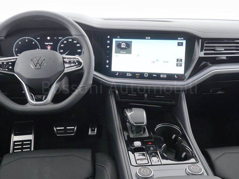 7 - Volkswagen Touareg 3.0 v6 v6 tdi scr 231cv r-line
