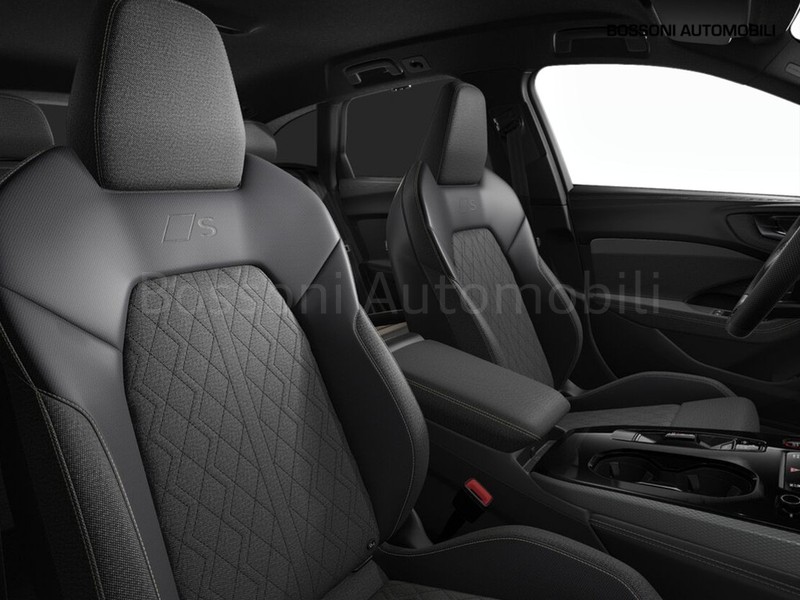 7 - Audi A5 avant 2.0 tdi mhev+ 204cv business quattro s tronic