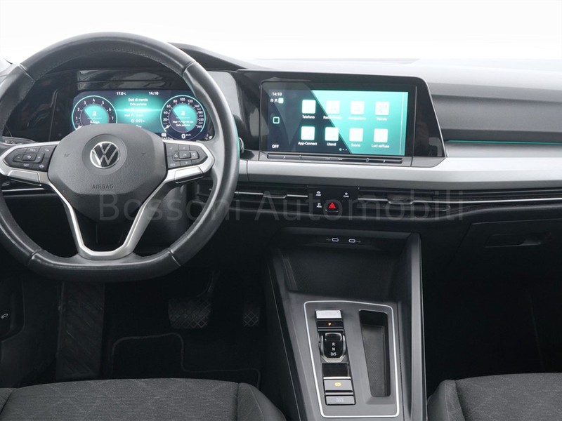 7 - Volkswagen Golf 1.5 tgi 130cv life dsg