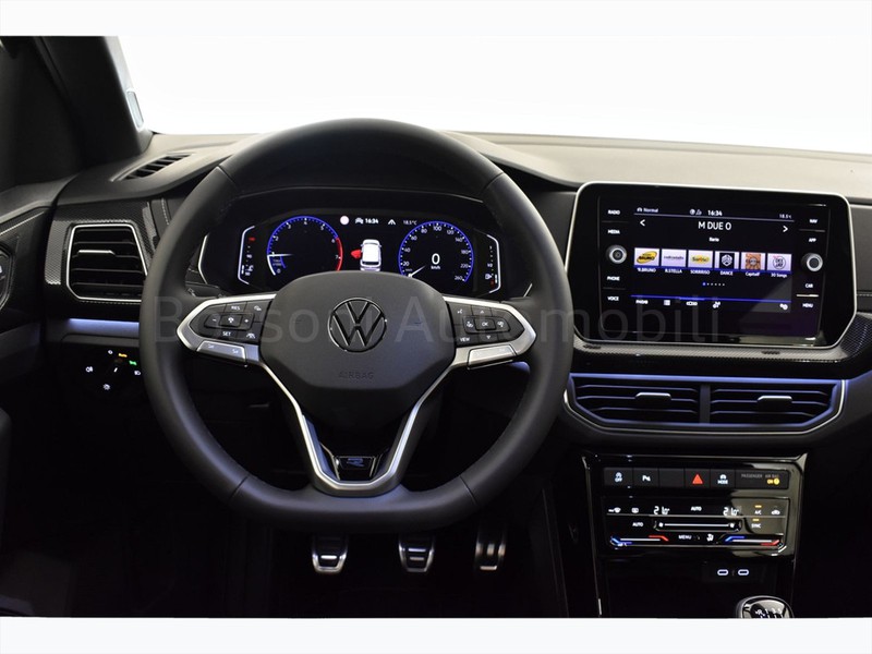 7 - Volkswagen T-Cross 1.0 tsi 115cv r-line