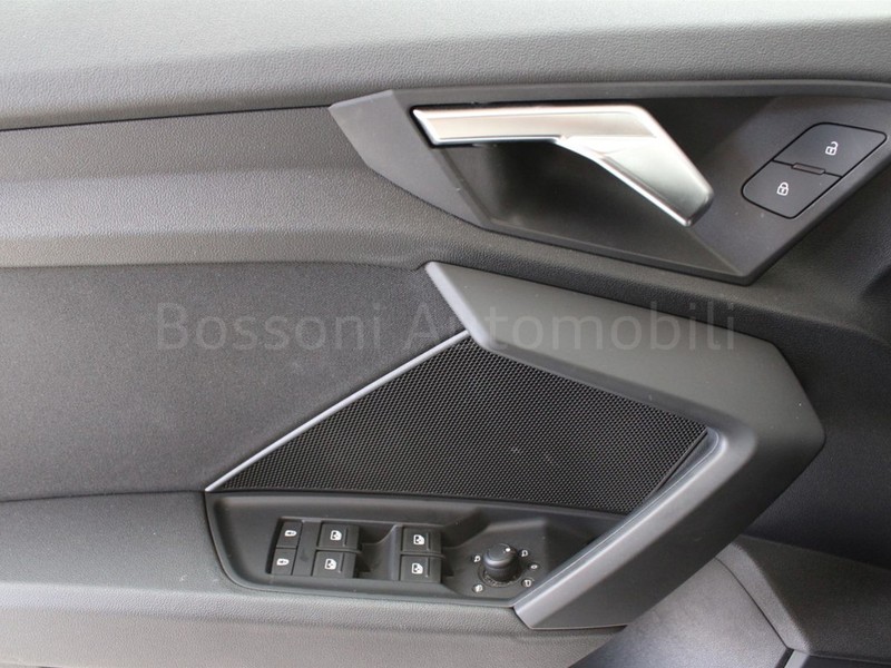 13 - Audi A3 sportback 35 1.5 tfsi business advanced