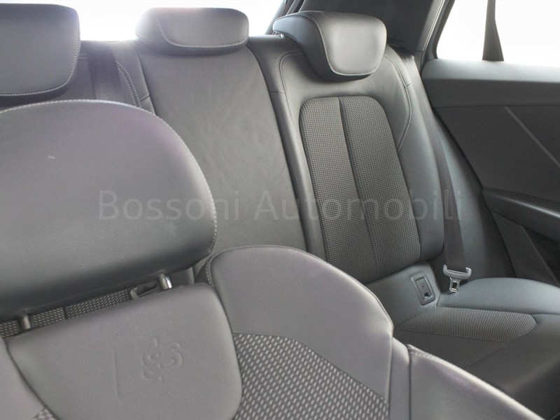 19 - Audi Q2 30 2.0 tdi s line edition