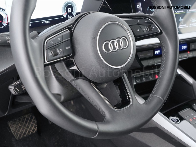 25 - Audi A3 sportback 35 2.0 tdi s line edition s tronic