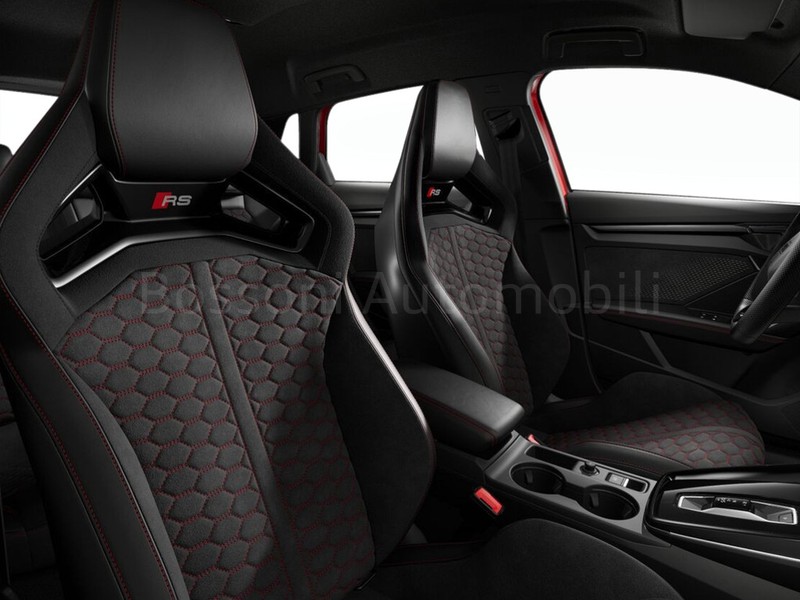 7 - Audi RS3 sportback 2.5 tfsi quattro