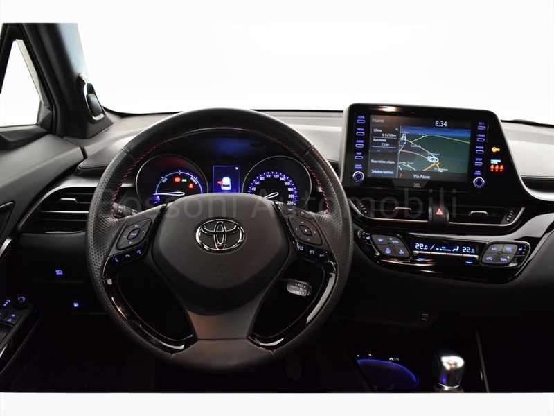 7 - Toyota C-HR 2.0 hybrid gr sport e-cvt