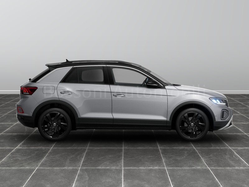 7 - Volkswagen T-Roc 2.0 tdi scr 115cv sport