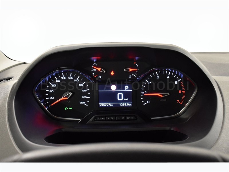 19 - Peugeot Rifter standard 1.2 puretech allure eat s&s