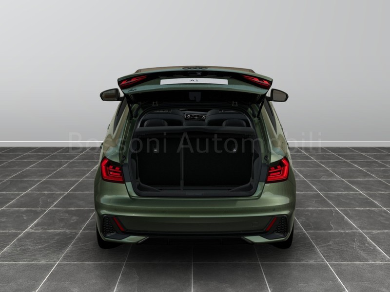 7 - Audi A1 sportback 30 1.0 tfsi 116cv identity black s tronic