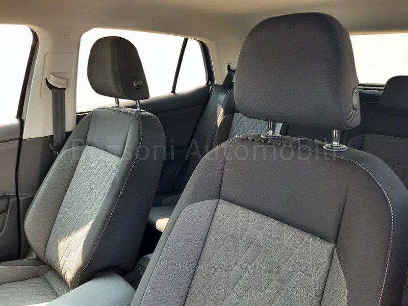 19 - Volkswagen T-Cross 1.0 tsi 95cv life
