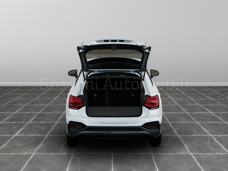7 - Audi Q2 35 2.0 tdi business advanced s tronic