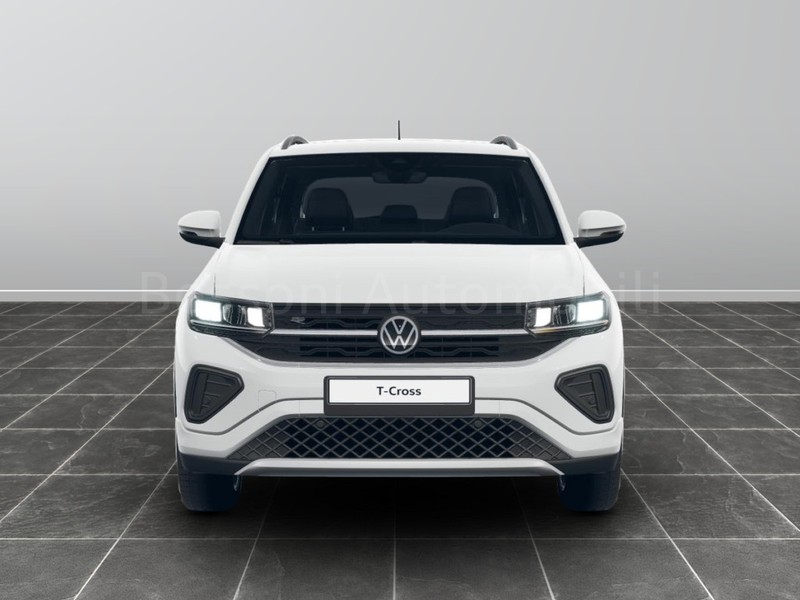 7 - Volkswagen T-Cross 1.0 tsi 115cv r-line