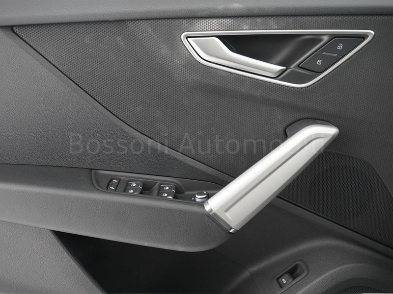 13 - Audi Q2 35 1.5 tfsi business advanced s tronic